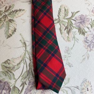 Vintage wool tartan tie.